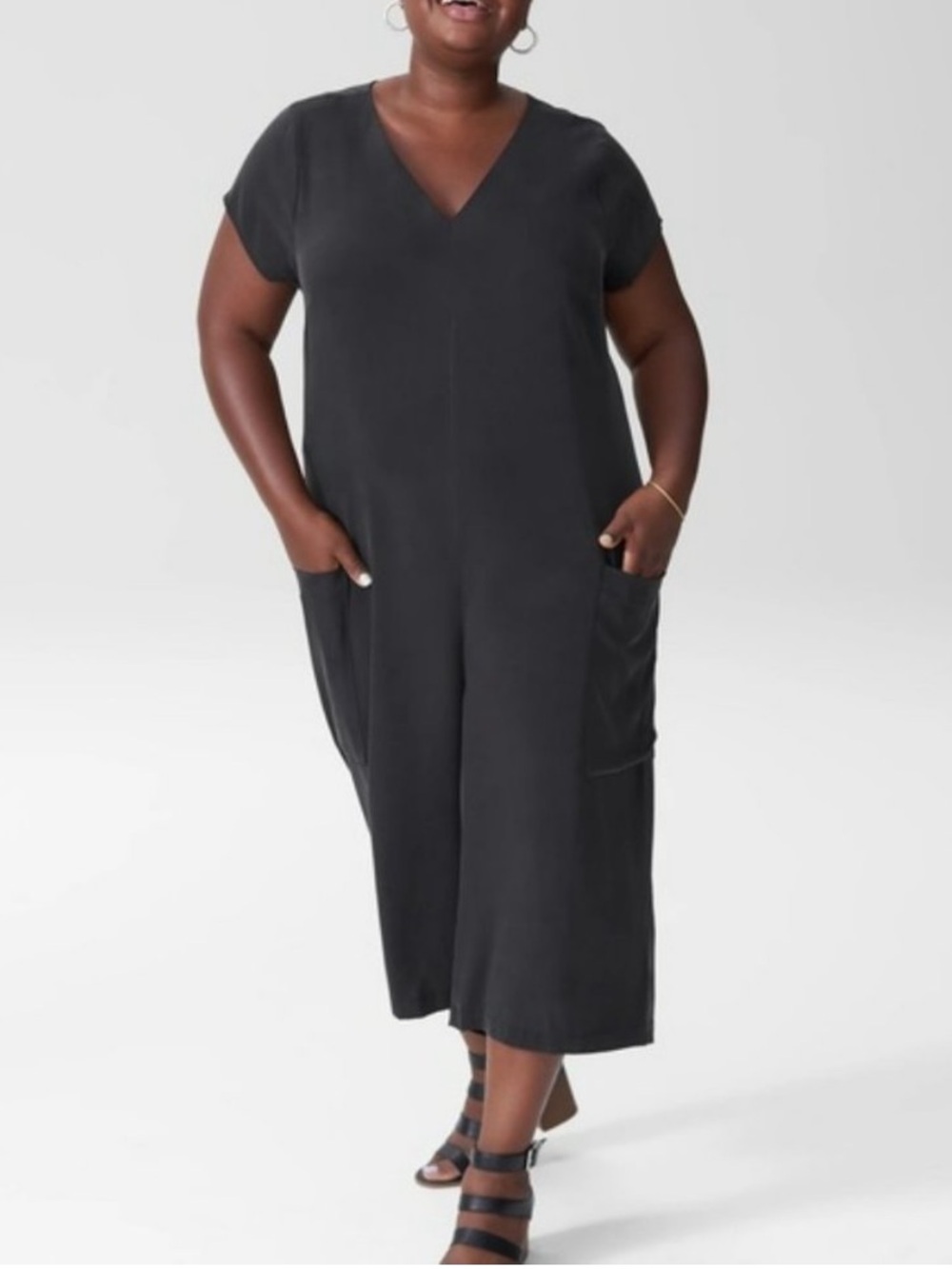 Universal Standard Cupro /vegan silk Jumpsuit, lightweight, classy, comfortable